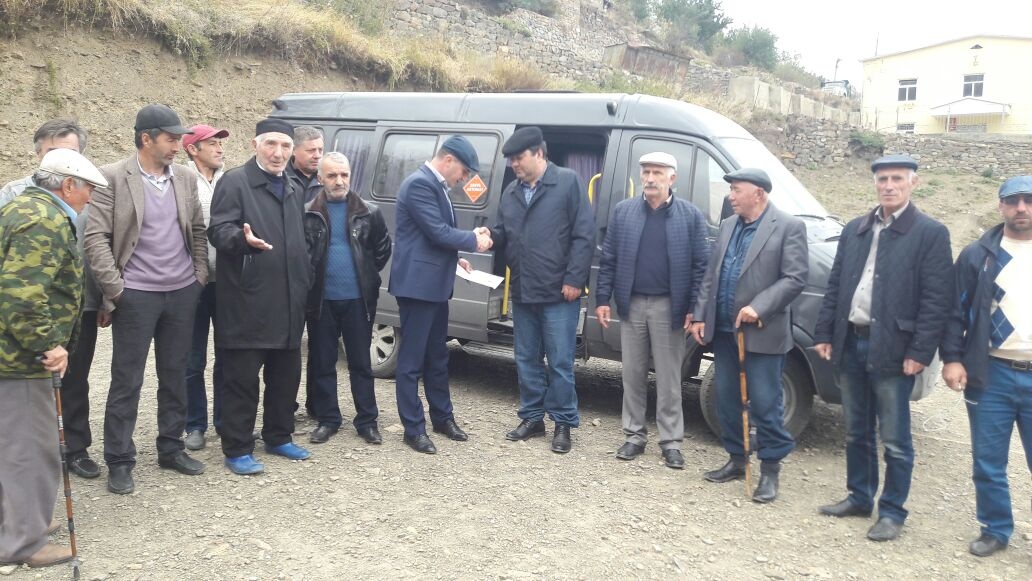 30 сентября глава района Мухидин Магомедов вместе с заместителем Магомедом Омаровым посетили село Гочоб